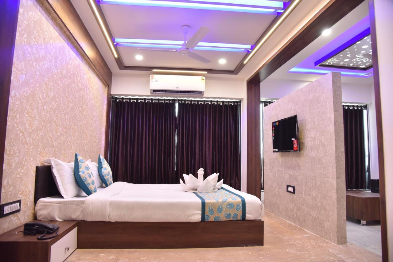 Hotel Savera Inn Morbi Kültér fotó